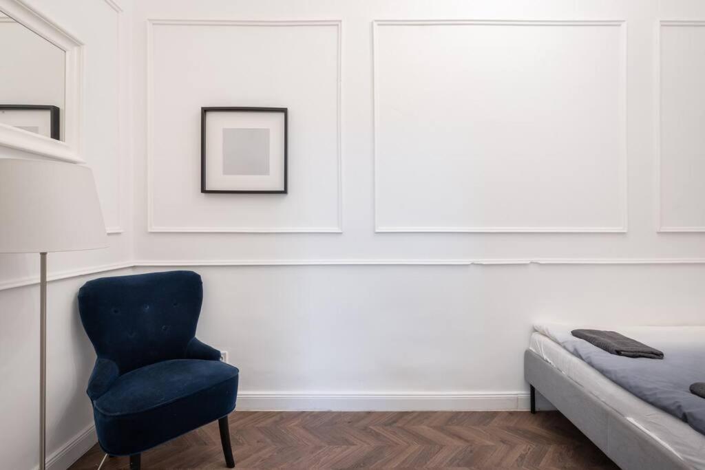 Stylish Apartment In The City Center Budapeste Exterior foto